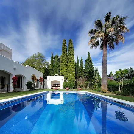 Villa Bara *